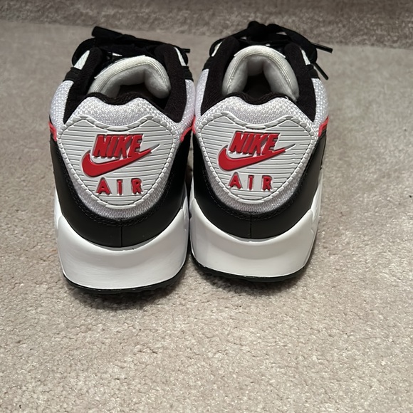 Nike Air Max - Picture 3 of 5